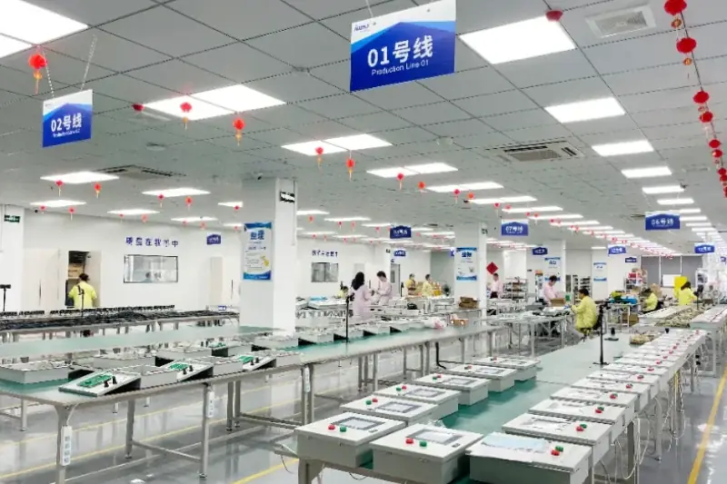 INNO temperature controller production workshop