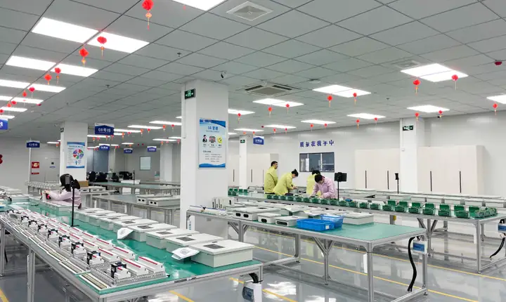 Final quality inspection of fiber optic temperature equipment