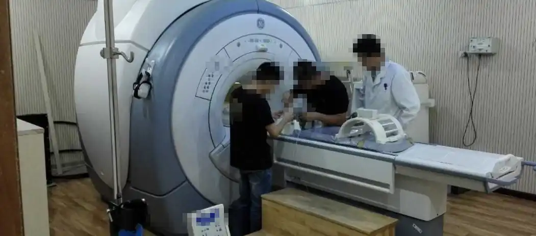 MRI equipment used for medical temperature monitoring